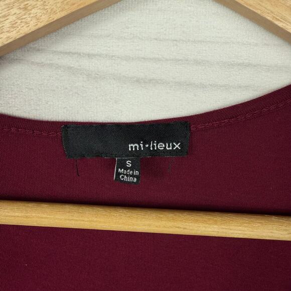 Mi‎ Lieux Womens Lace Sleeveless Top Maroon Size Small - Picture 2 of 6